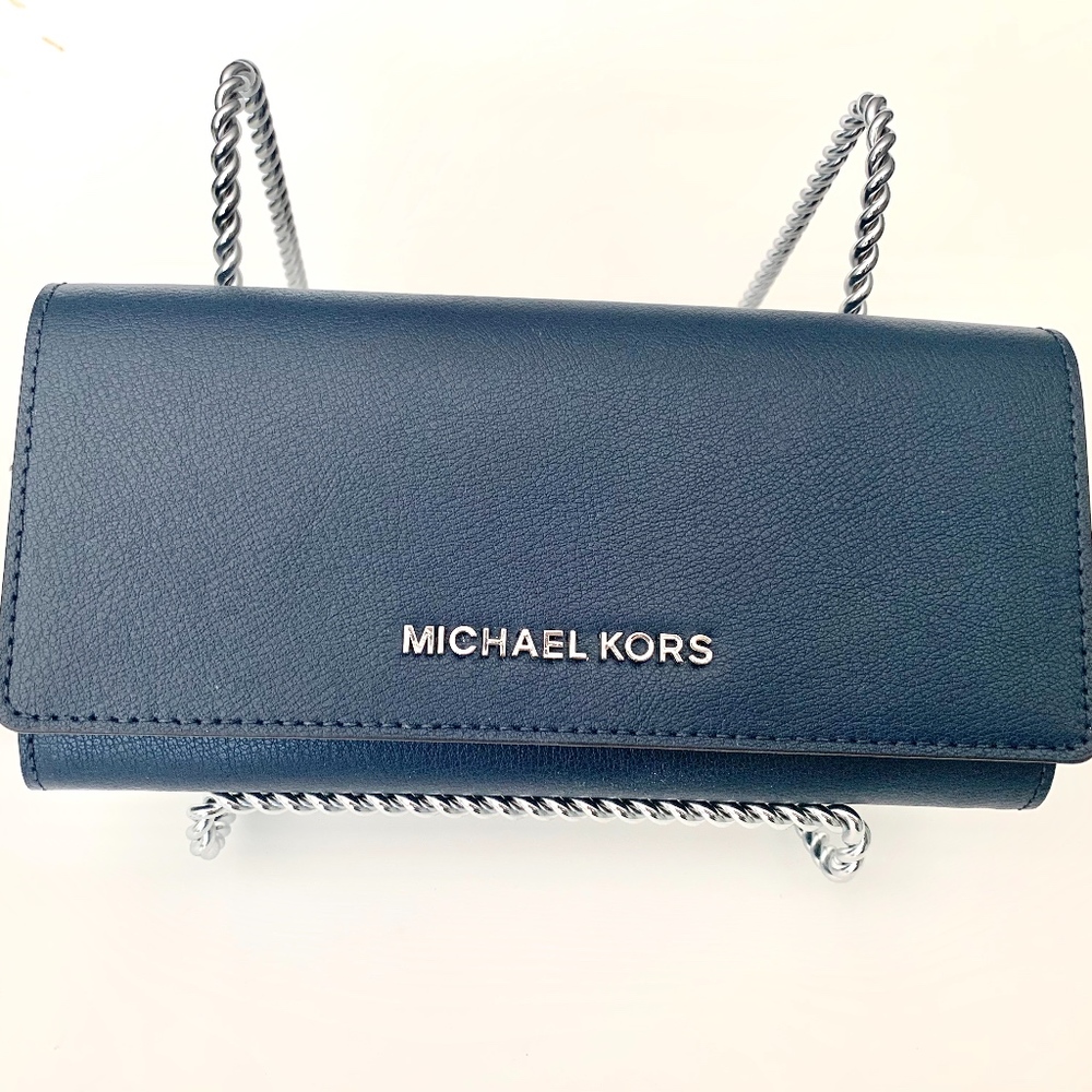 MICHAEL KORS NAVY BLUE JET SET TRAVEL WALLET